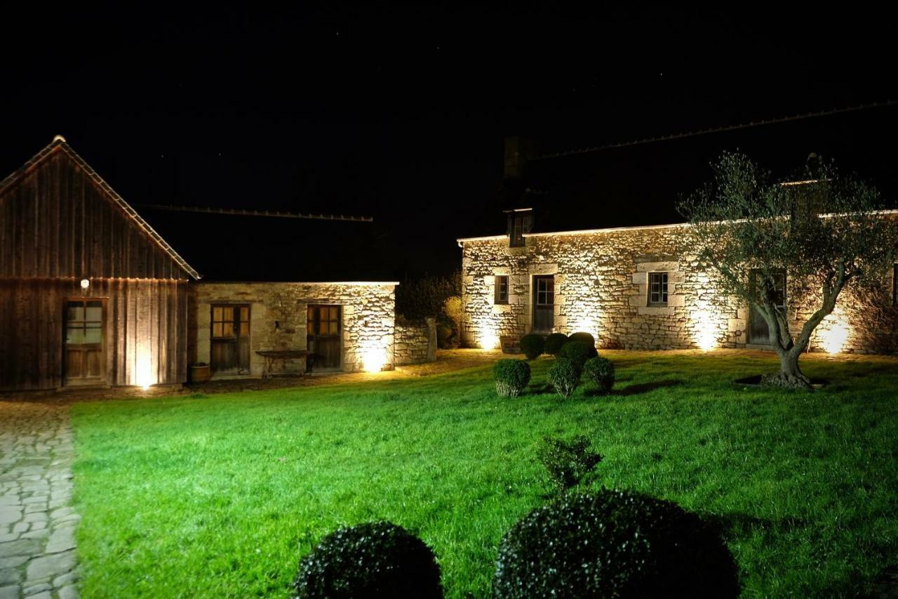Manoir De L'Isle Hotel Ploumilliau Exterior photo